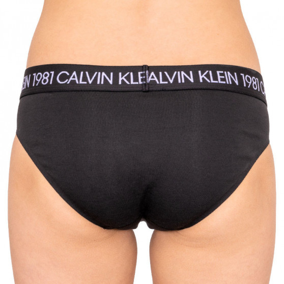 Ženske hlačke Calvin Klein črne (QF5449E-001)