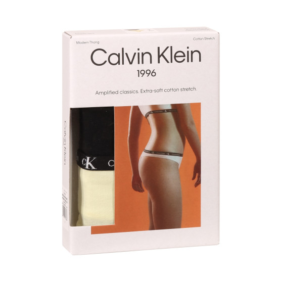 2PACK ženske tangice Calvin Klein večbarvne (QD3990E-BP5)